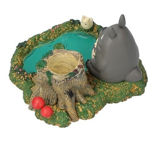 MON VOISIN TOTORO - Totoro au bord de la marre -Figurine Pot à Crayons