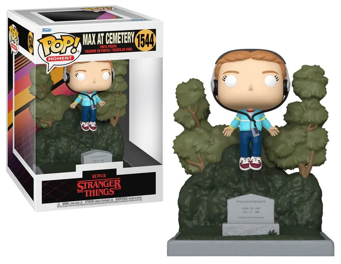 STRANGER THINGS S4 - POP Moments N° 1544 - Max at Cemetery
