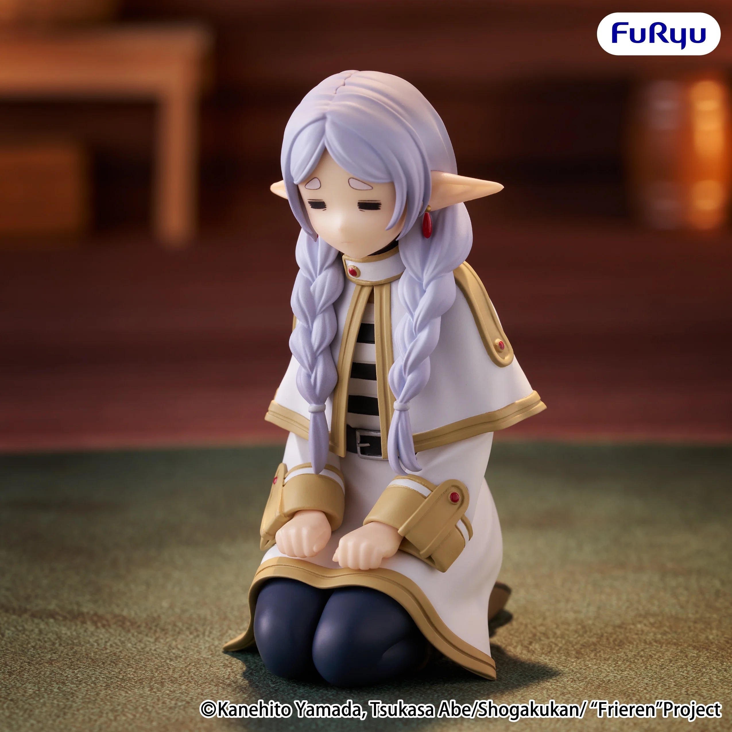 FRIEREN - Frieren "Downcast" - Statue Noodle Stopper 9cm