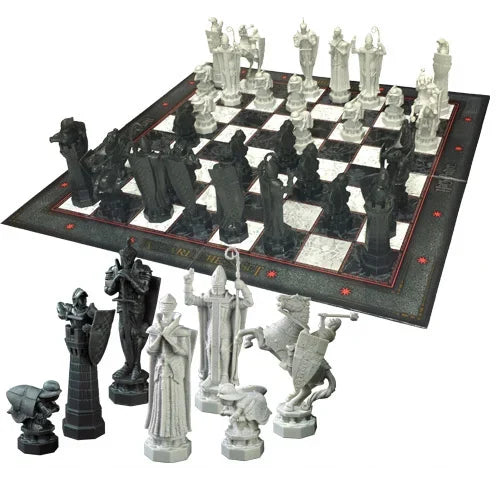HARRY POTTER - Wizard Chess Set