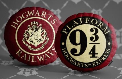 HARRY POTTER - 9 3/4 Cushion