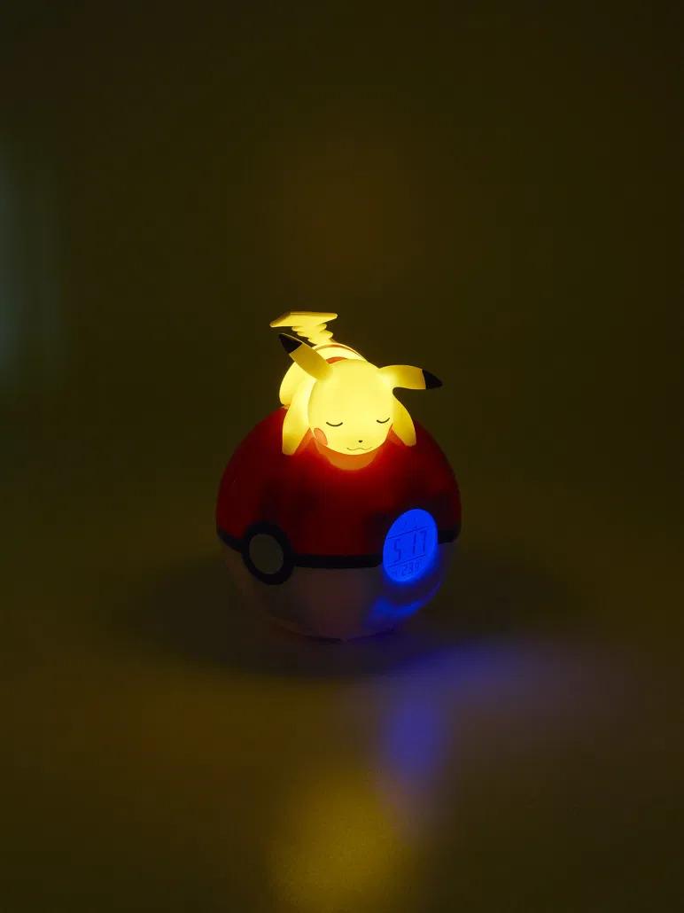 POKEMON - Pikachu Pokeball - Wecker mit LED-Lampe