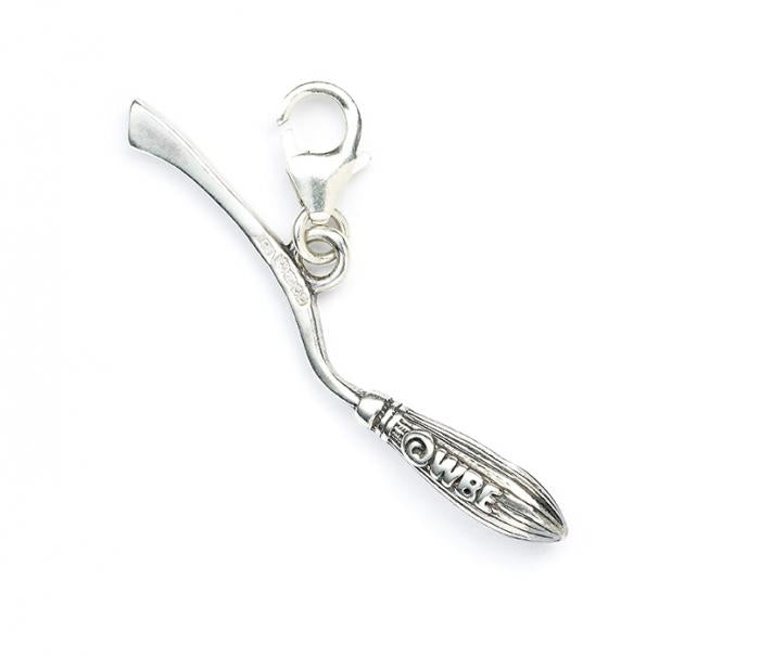 HARRY POTTER – Nimbus 2000 – Silberner Charm zum Anklippen für Halskette und Armband