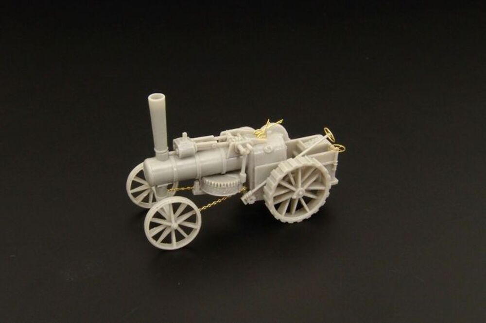 Self proppeled locomobile