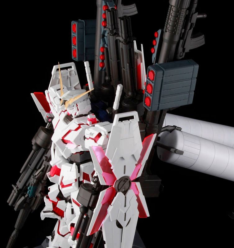 PG 1/60 FULL ARMOR EXPANSION UNIT FOR UNICORN GUNDAM