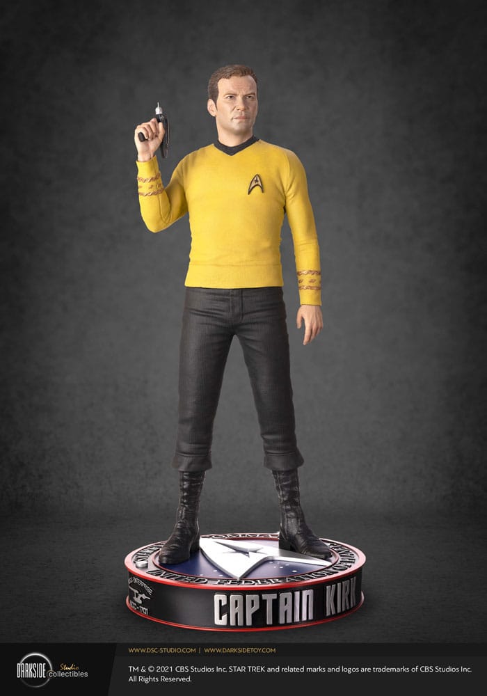 Star Trek Museum Statue 1/3 Captain James T. Kirk 64 cm