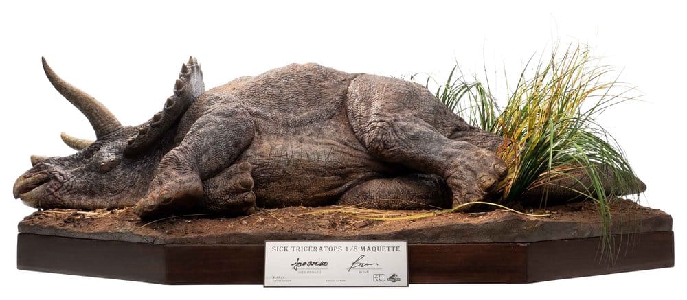 Jurassic Park Maquette 1/8 Sick Triceratops 96 cm
