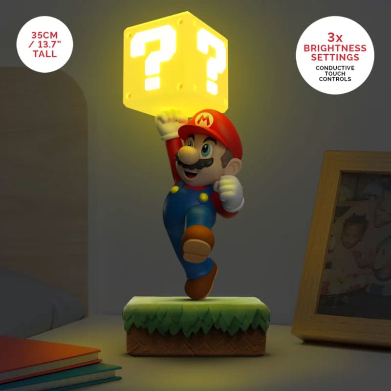 Super Mario Diorama Light Mario