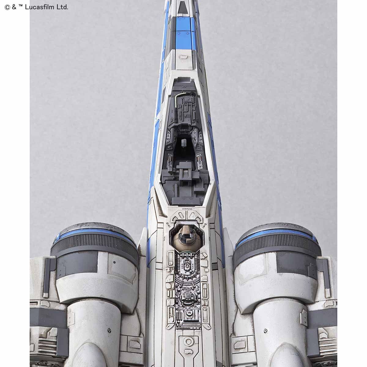 1/72 Blue Squadron Resistance X-Wing Fighter