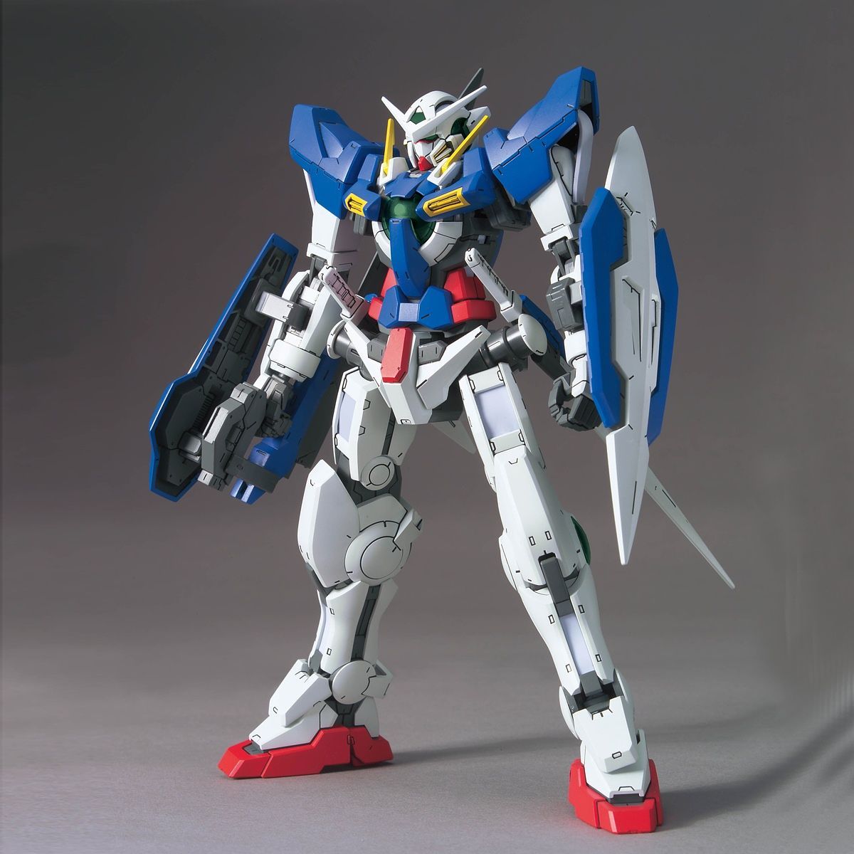 Modell im Maßstab 1:100 – GN-001 Gundam Exia