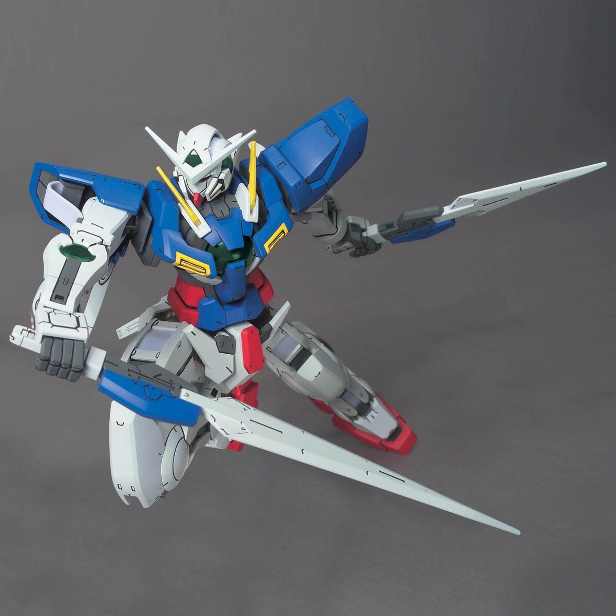 Modell im Maßstab 1:100 – GN-001 Gundam Exia