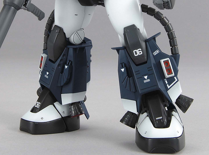 MG MS-06R Zaku II (Schwarzer Tri-Star) 1/100