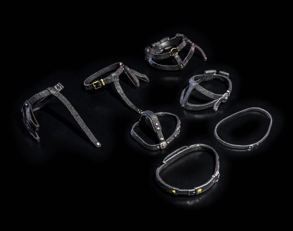 Mythic Legions: All Stars 6 Actionfiguren-Zubehör-Gürtelpaket (Schwarz)