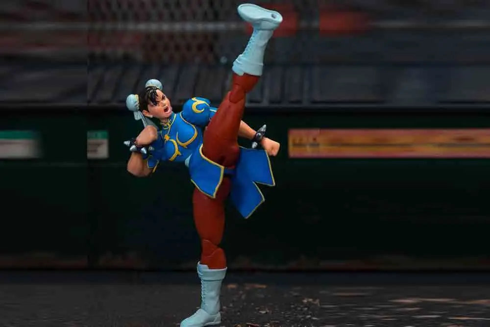 STREET FIGHTER 2: CHUN-LI BLUE DRESS - DE LUXE ACTION FIGURE SCALE 1:12