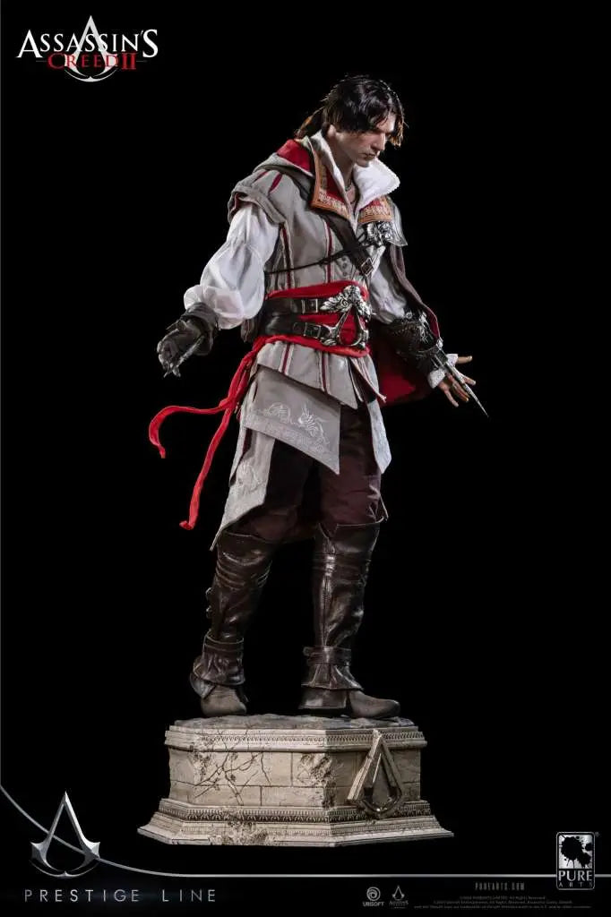 ASSASSIN CREED EZIO AUDITORE 1/2 SCALE STATUE