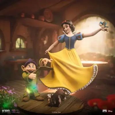 DISNEY CLASSIC SNOW WHITE AND THE SEVEN DWARVES 1/10 STATUE