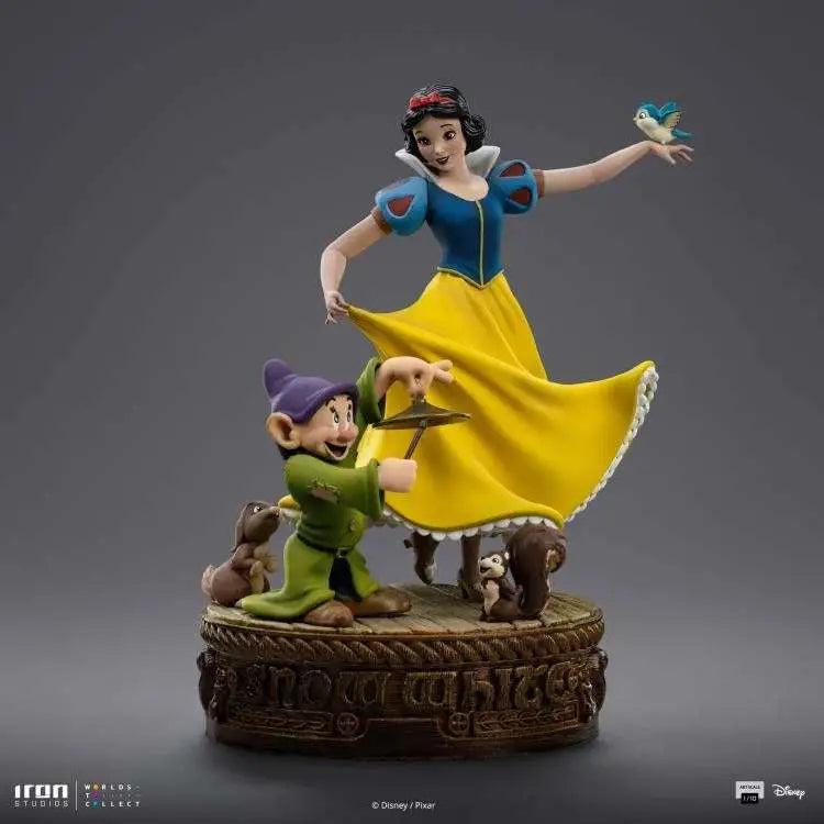 DISNEY CLASSIC SNOW WHITE AND THE SEVEN DWARVES 1/10 STATUE