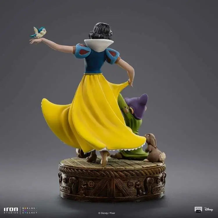 DISNEY CLASSIC SNOW WHITE AND THE SEVEN DWARVES 1/10 STATUE