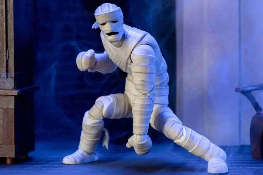 SCOOBY DOO WAVE 1: MUMMY OF ANKHA -  DE LUXE ACTION FIGURE SCALE 1:12