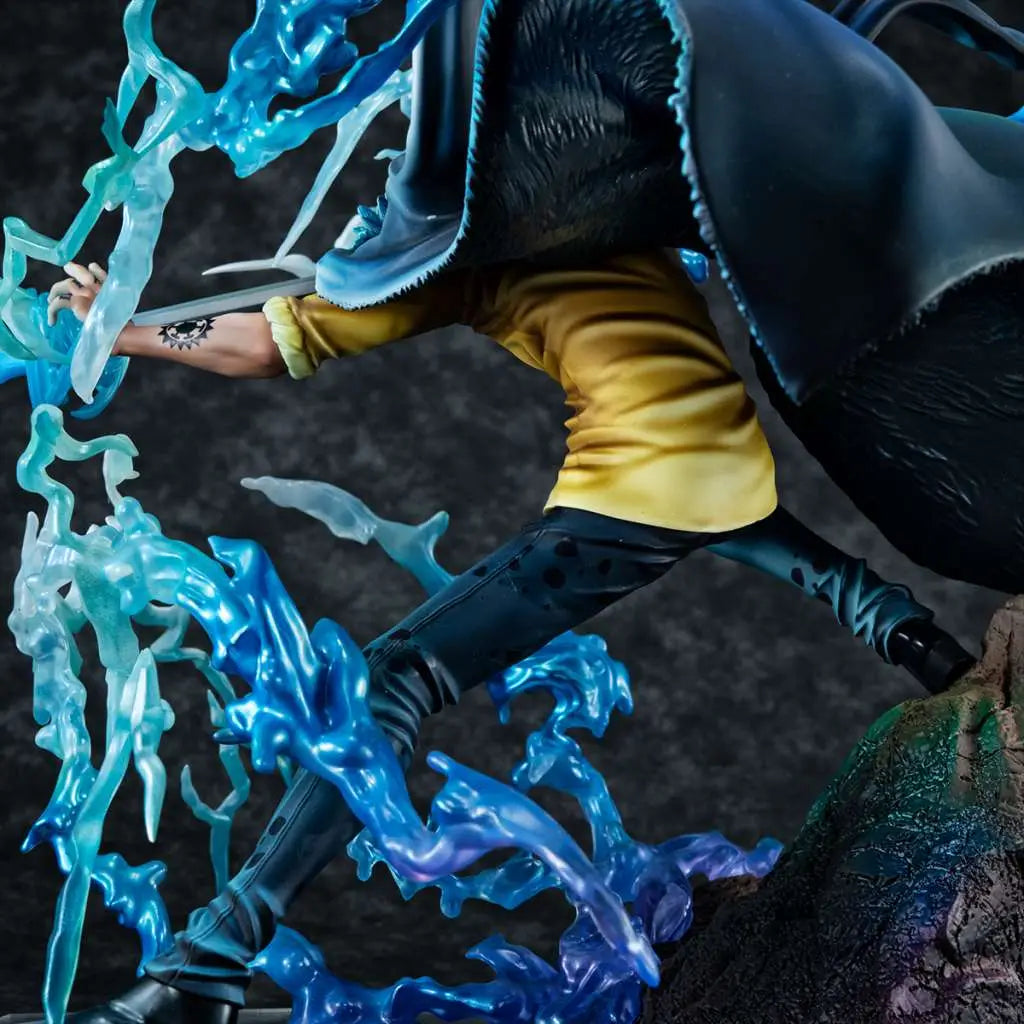 ONE PIECE TRAFALGAR LAW SURGEON OF DEATH AWAKEN WA-MAXIMUM POP STATUE