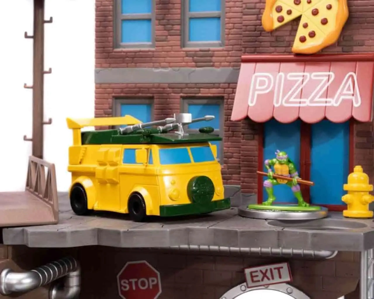 TEENAGE MUTANT NINJA TURTLE - LAIR DIORAMA NANO SCENE