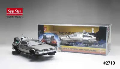 BACK TO THE FUTURE 2 DE LOREAN DIE-CAST 1:18 SCALE MODEL