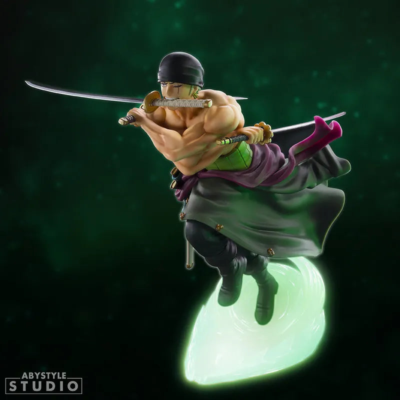 ONE PIECE ZORO GLOW IN THE DARK 1/10 SUPER FIGURE COLLECTION