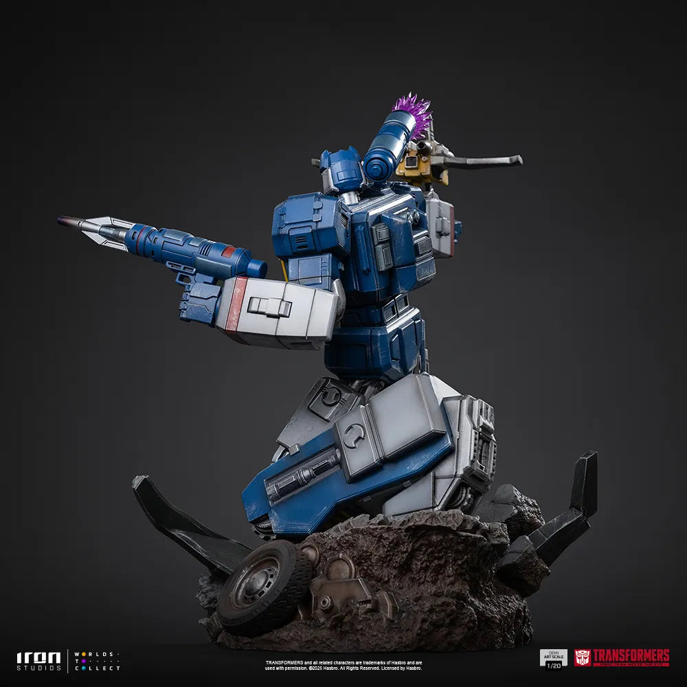 TRANSFORMERS SOUNDWAVE DEMI SCALE 1/20 STATUE