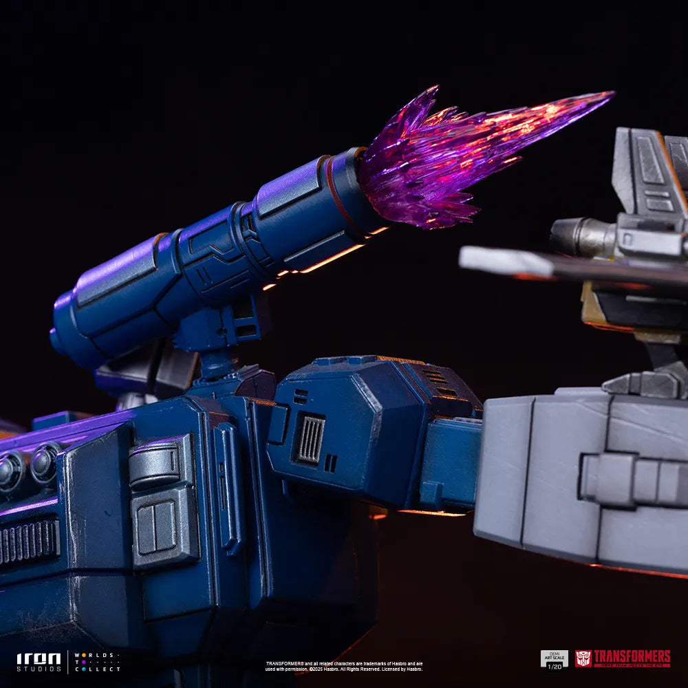 TRANSFORMERS SOUNDWAVE DEMI SCALE 1/20 STATUE