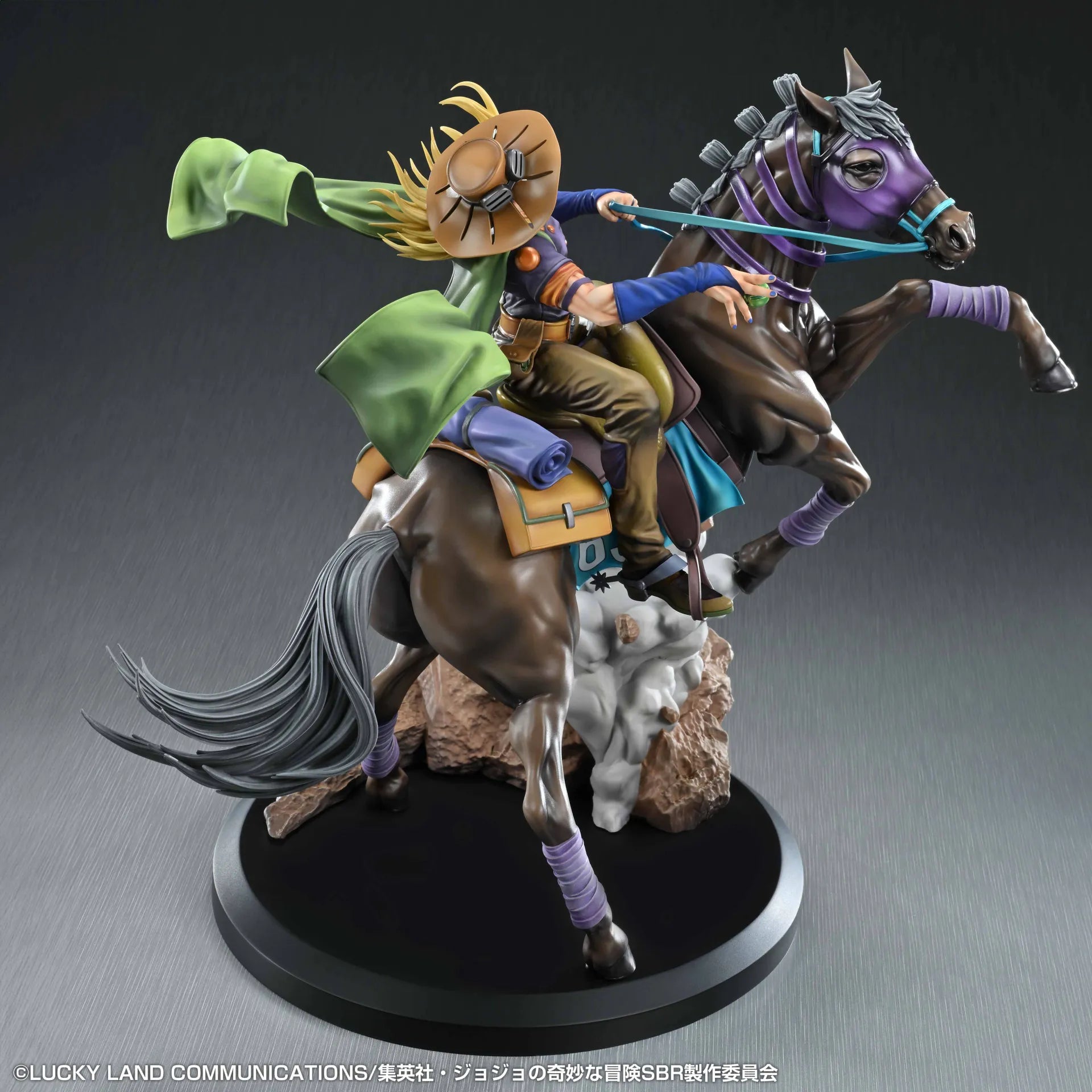 STEEL BALL RUN GYRO ZEPPELI AND VALKYRIE STATUE