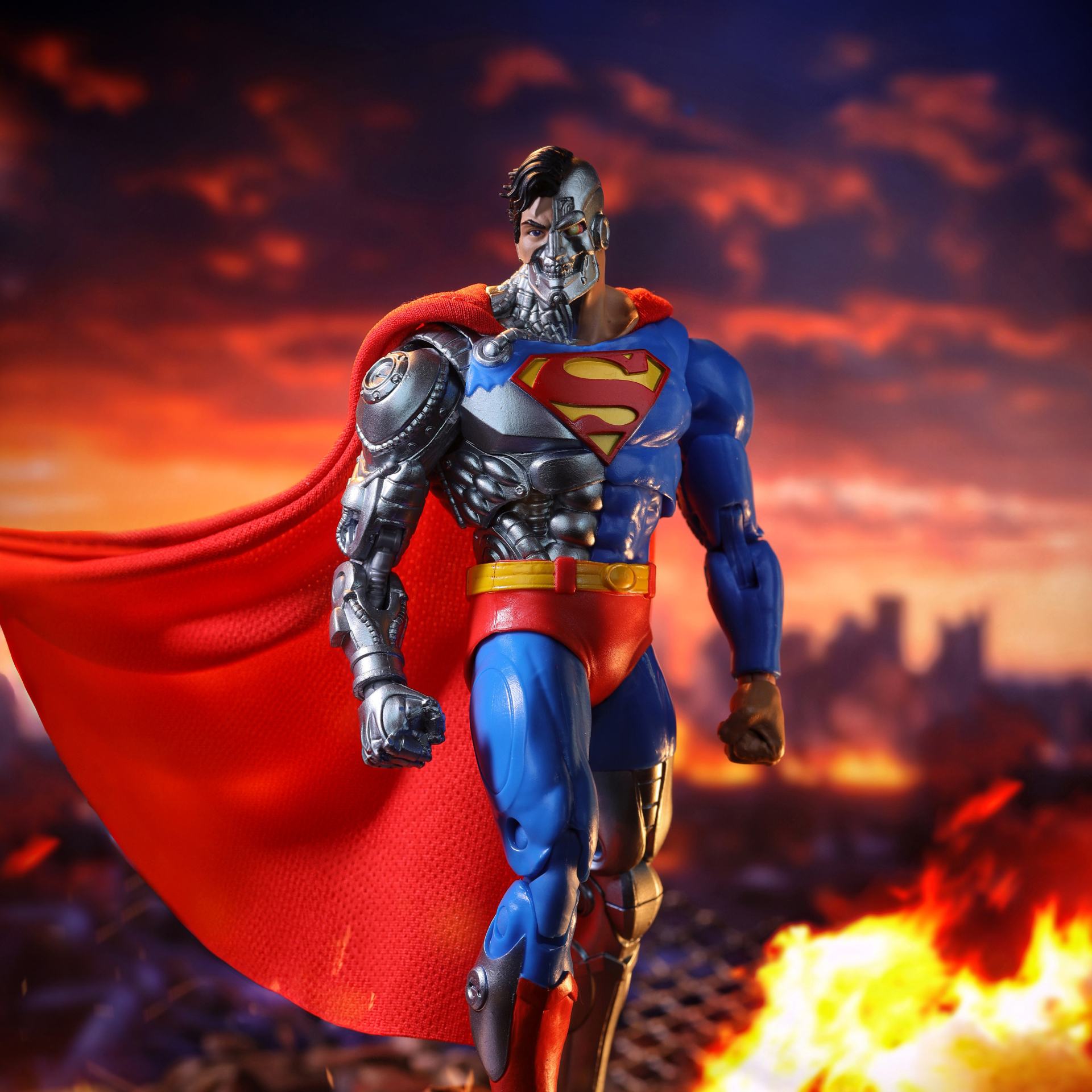 MCFARLANE VAULT DC MULTIVERSE 7INCH CYBORG SUPERMAN ACTION FIGURE
