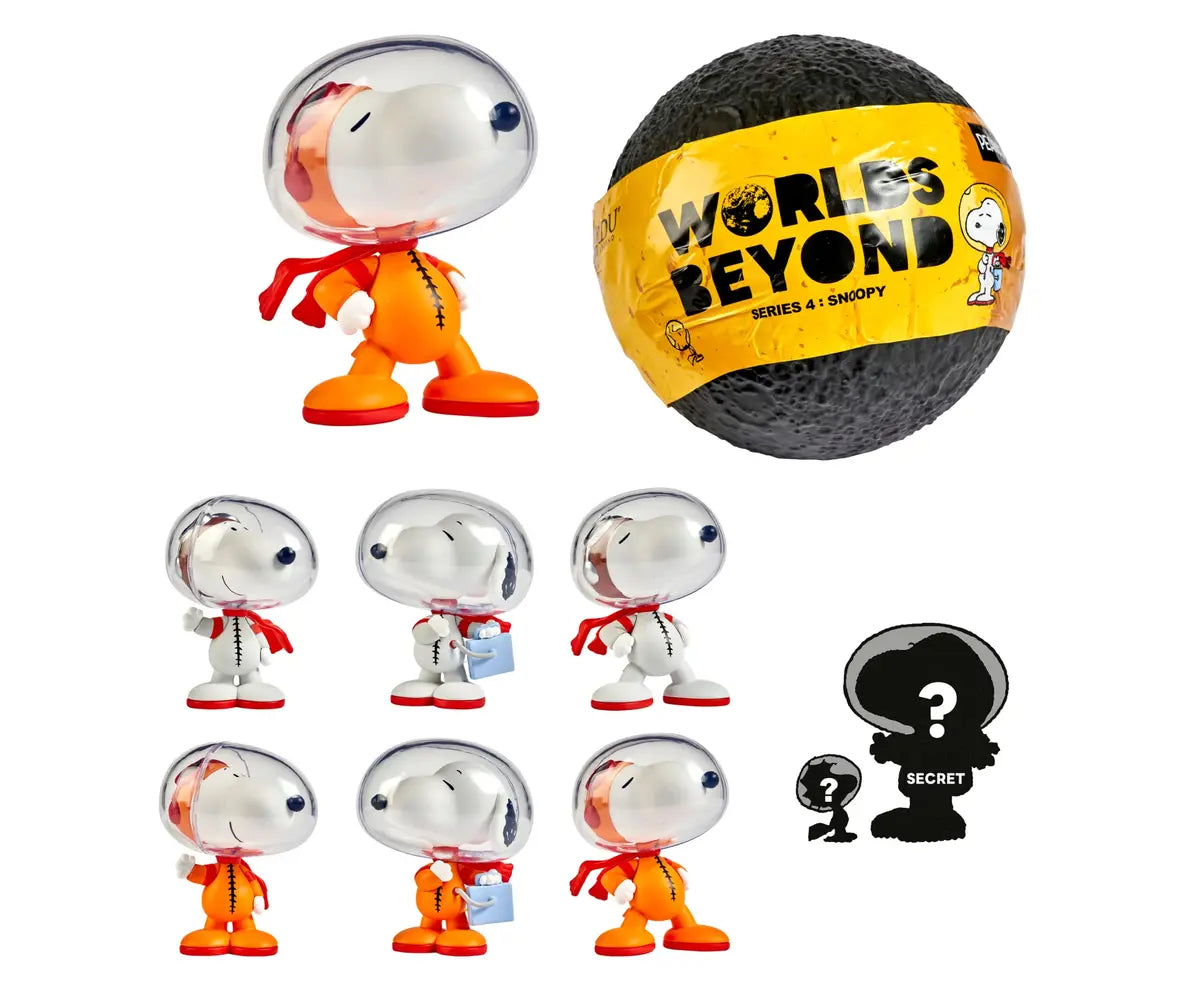 PEANUTS SNOOPY WORLDS BEYOND URDU BLINDBALL BLIND BOX (8)