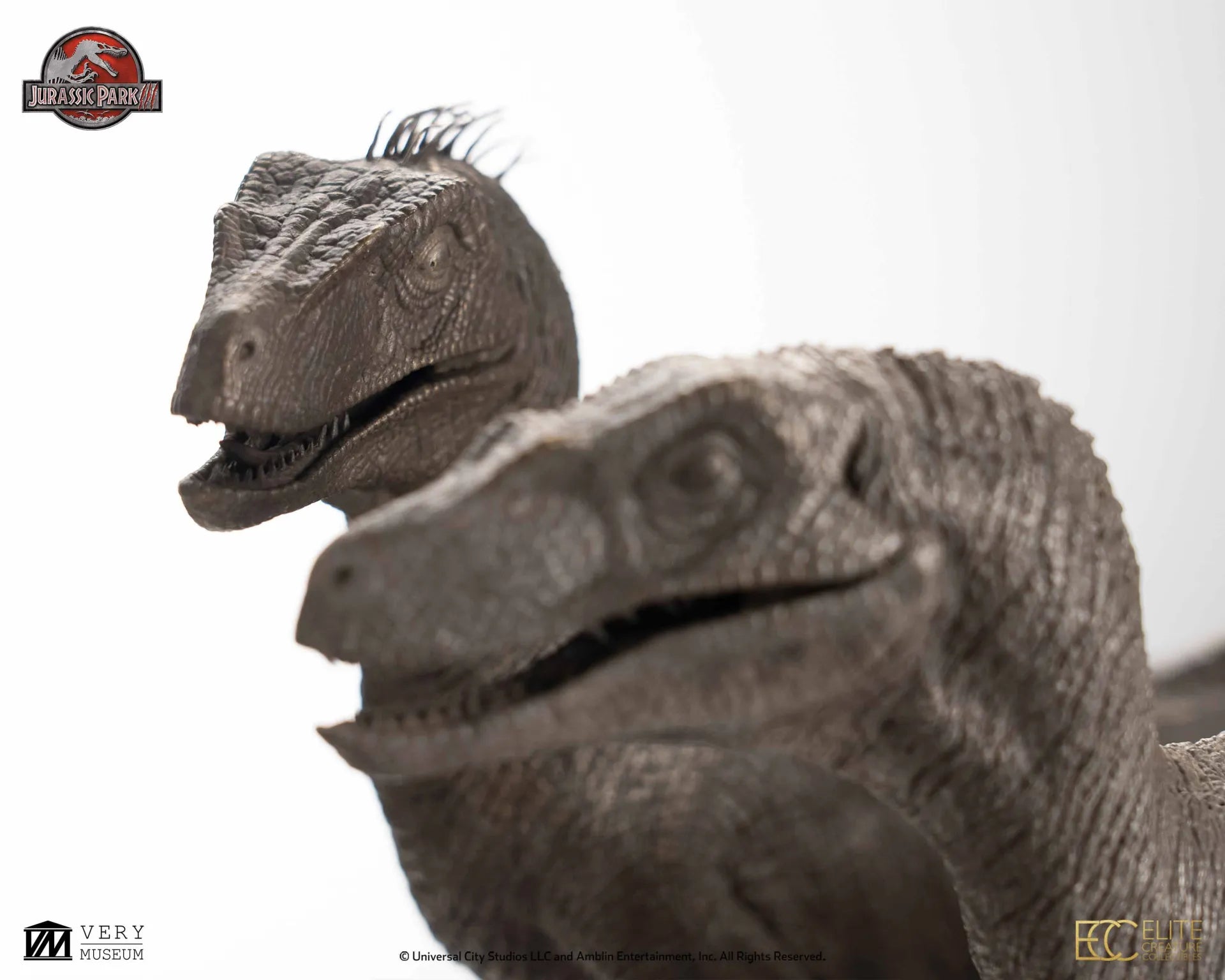 JURASSIC PARK 3 PAIR OF VELOCIRAPTORS 1/8 SCALE BRONZE