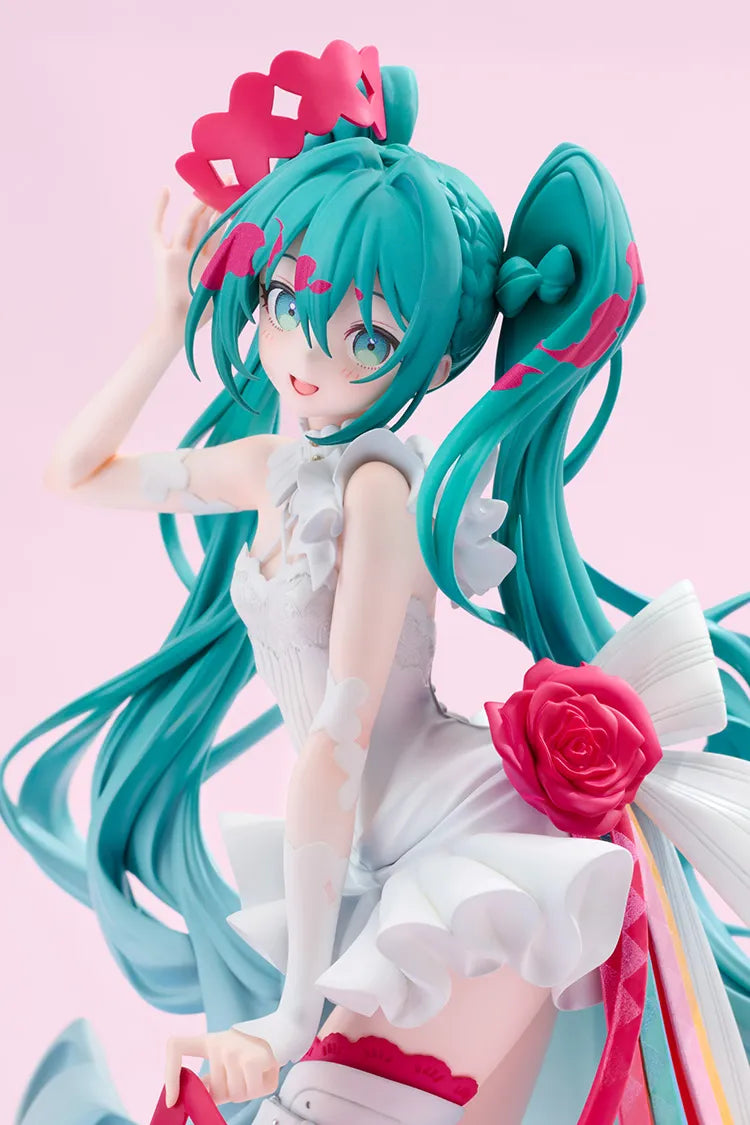 HATSUNE MIKU RACING MIKU 15TH RAPSODY 2010-2025 G.S. COLLECTION FIGURE