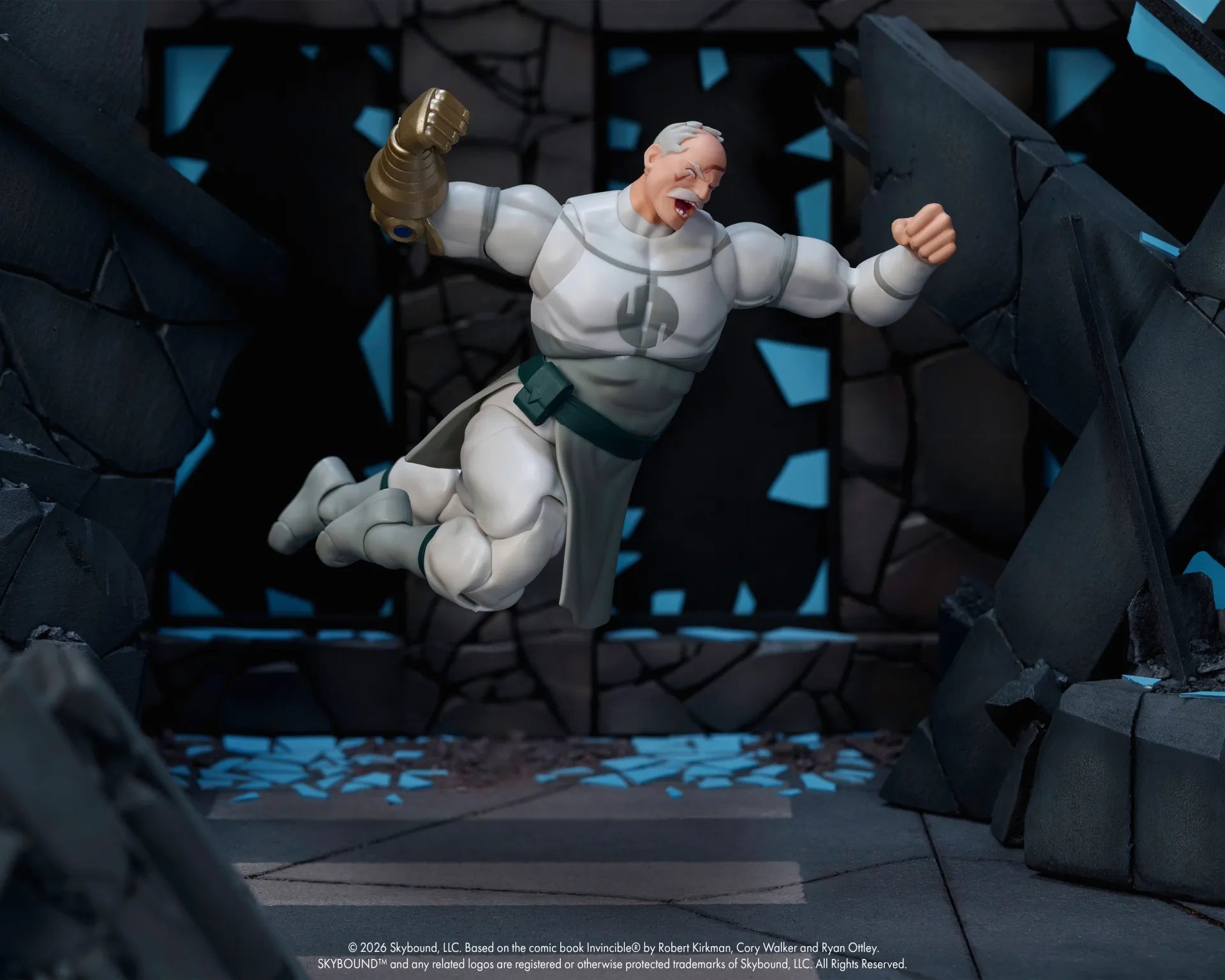 INVINCIBLE INVINCIBLE WITH KID OMNI MAN & CONQUEST LIMITED ACTION FIGURE SET(3)
