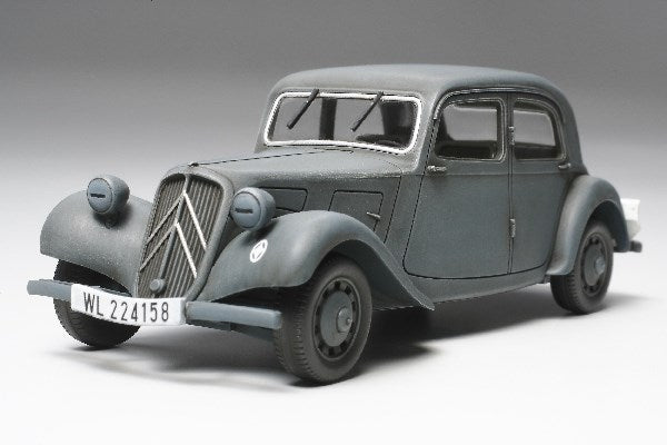 1/48 CITROEN 11CV TRACTION