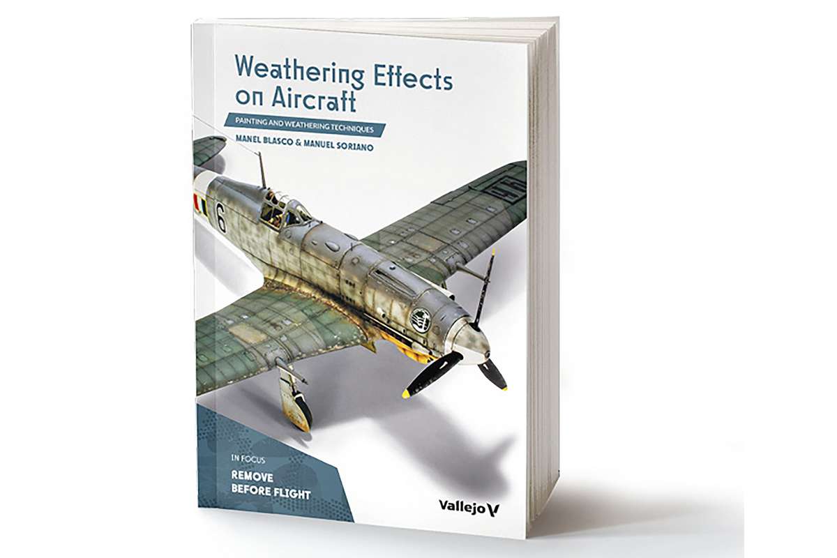 Book: Weathering Effects on Aircraft, 160 pages