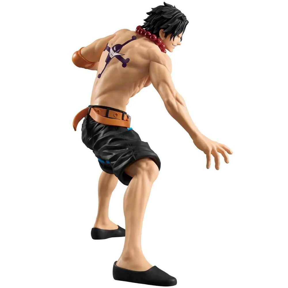 Bandai One Piece - Grandista-Portgas D.Ace Figure