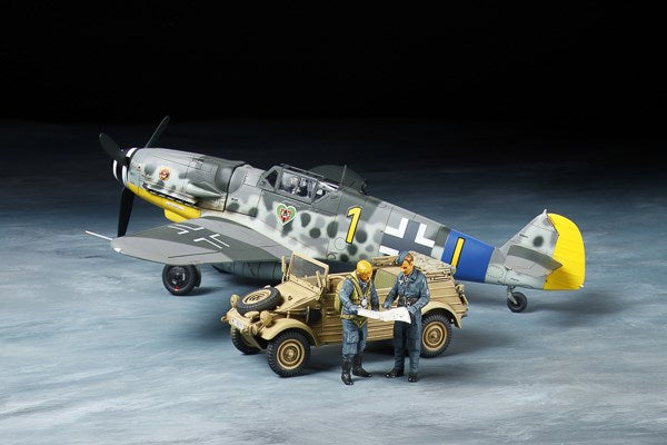 1/48 Messerschmitt Bf109 G-6 & Kübelwagen Type 82