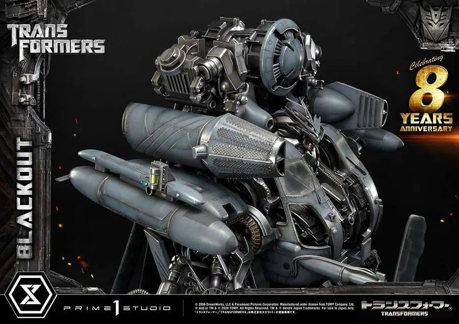TRANSFORMERS BLACKOUT STATUE