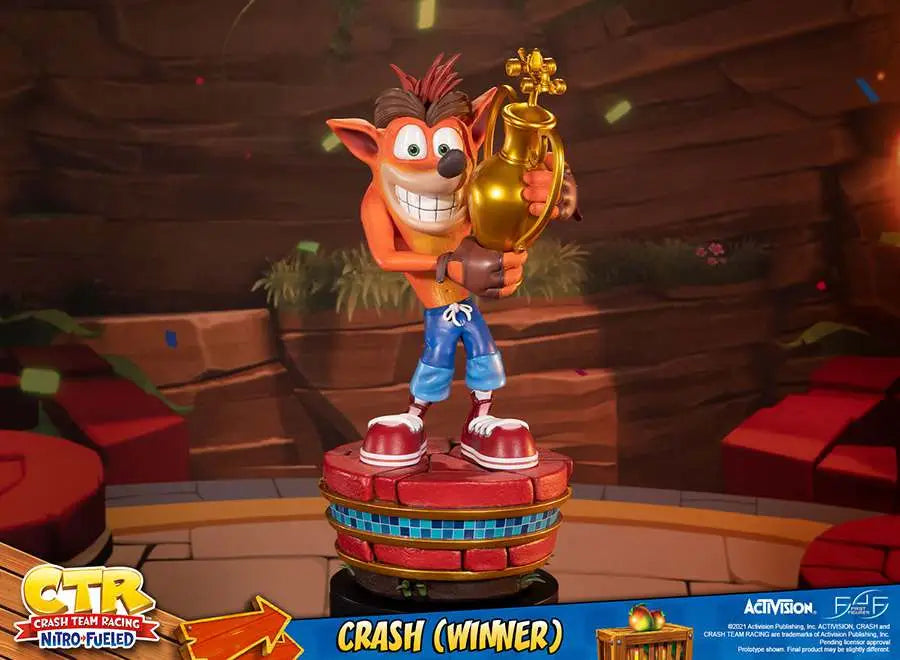 CRASH WINNER STATUE