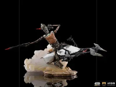 MANDALORIAN IG-11 AND CHILD 1/10  STATUE