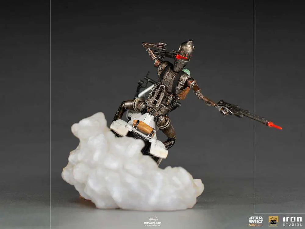 MANDALORIAN IG-11 AND CHILD 1/10  STATUE
