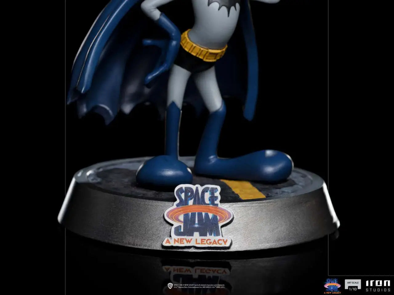 SPACE JAM 2 BUGS BUNNY BATMAN 1/10 STAT