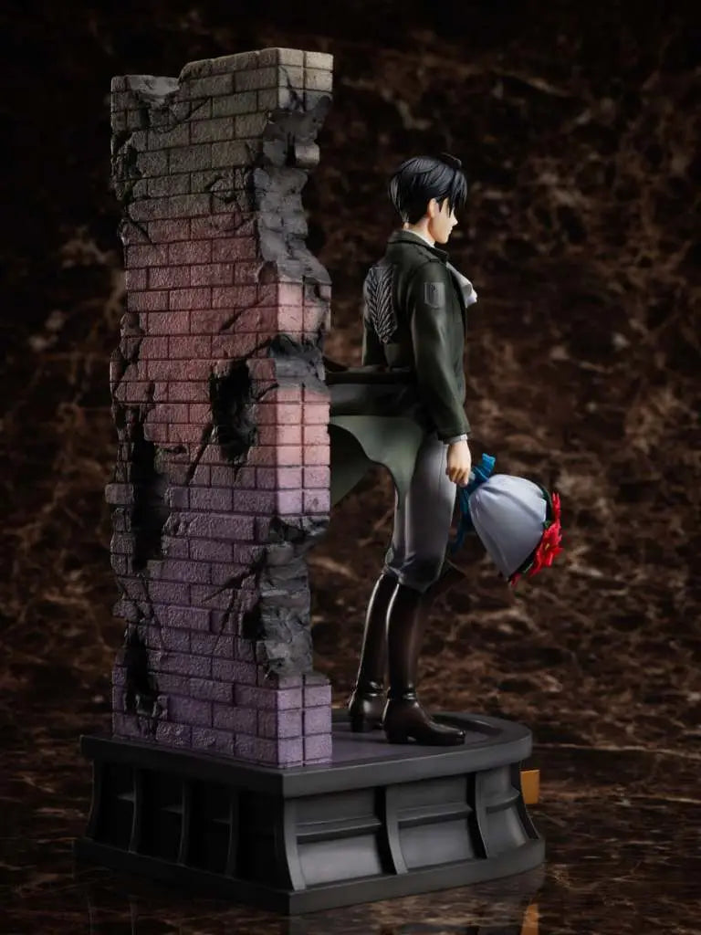 ATTACK ON TITAN LEVI BIRTHDAY 1/7 STATUE