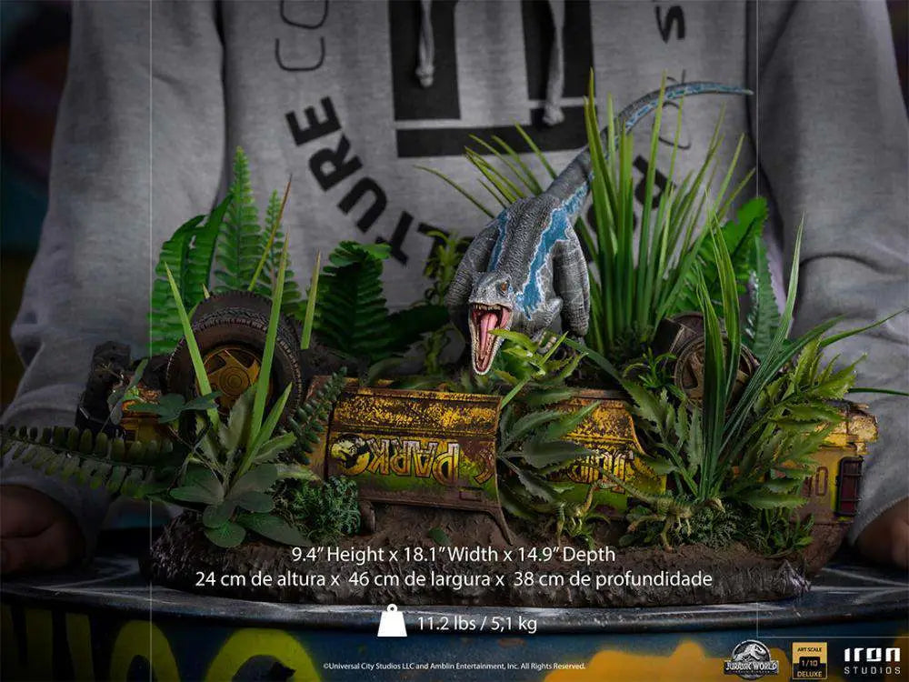 JURASSIC WORLD FK  BLUE 1/10 DELUXE STAT