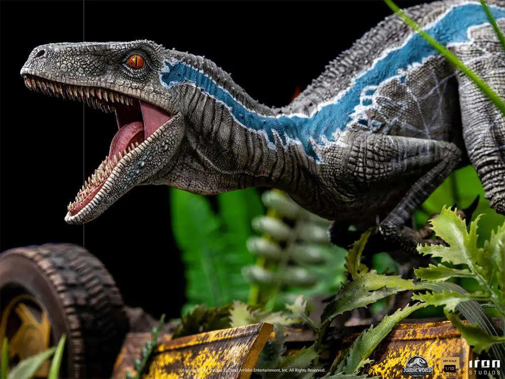 JURASSIC WORLD FK  BLUE 1/10 DELUXE STAT