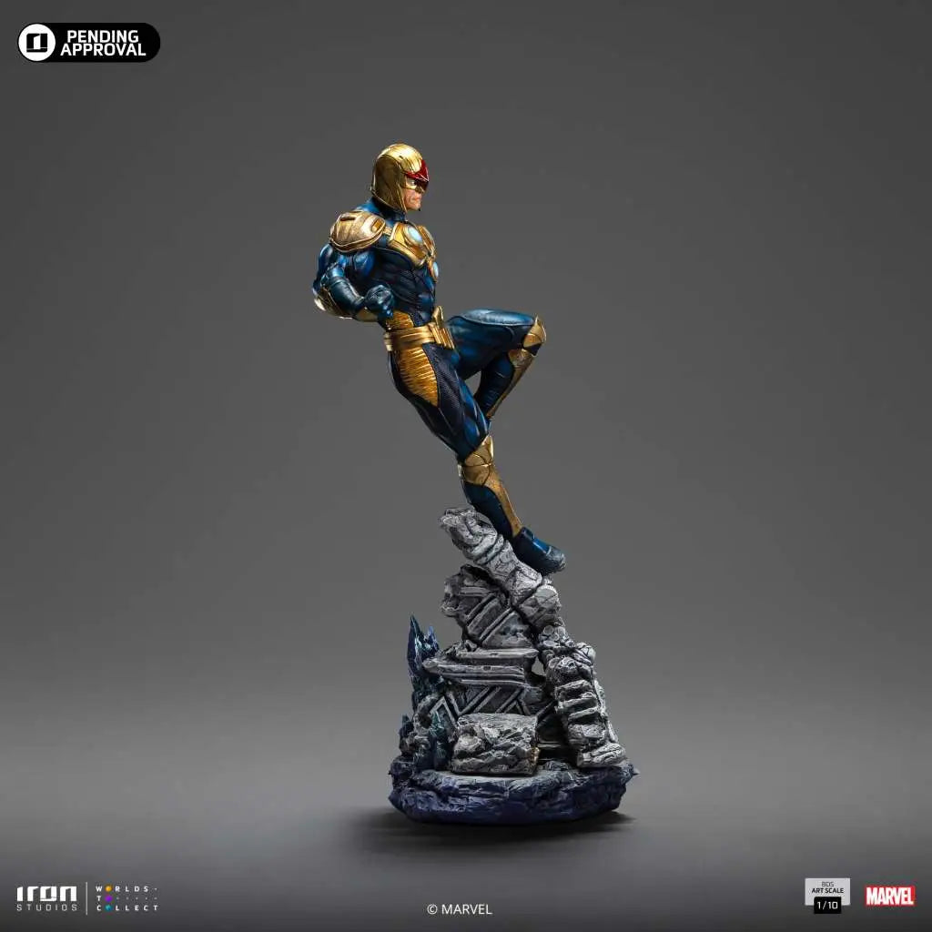 INFINITY GAUNTLET NOVA REGULAR 1/10 STATUE