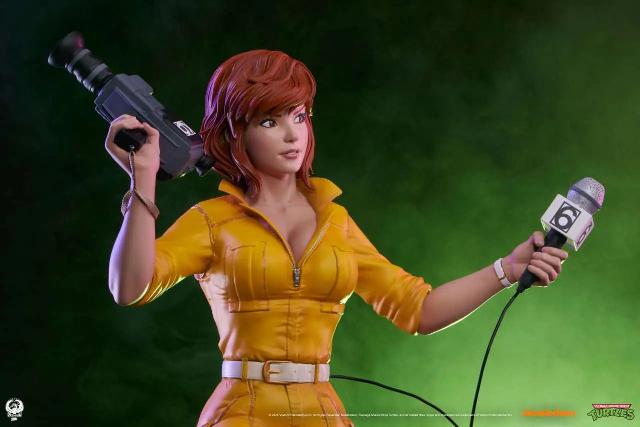 TMNT APRIL O'NEIL 1:4 STATUE