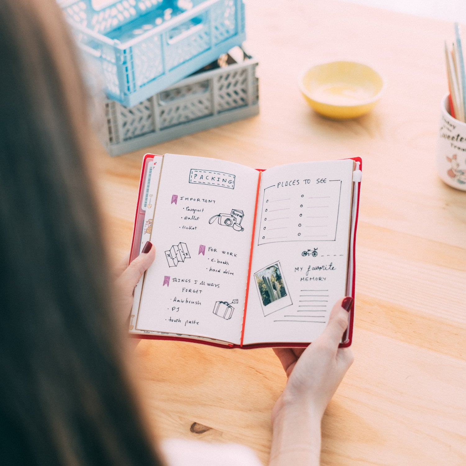 WINNIE THE POOH - Lazy Days - Travel Notebook - Size A5